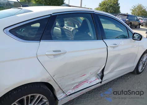 2016 Ford Fusion Se z USA, uszkodzony, nr VIN 3FA6P0T9XGR230841